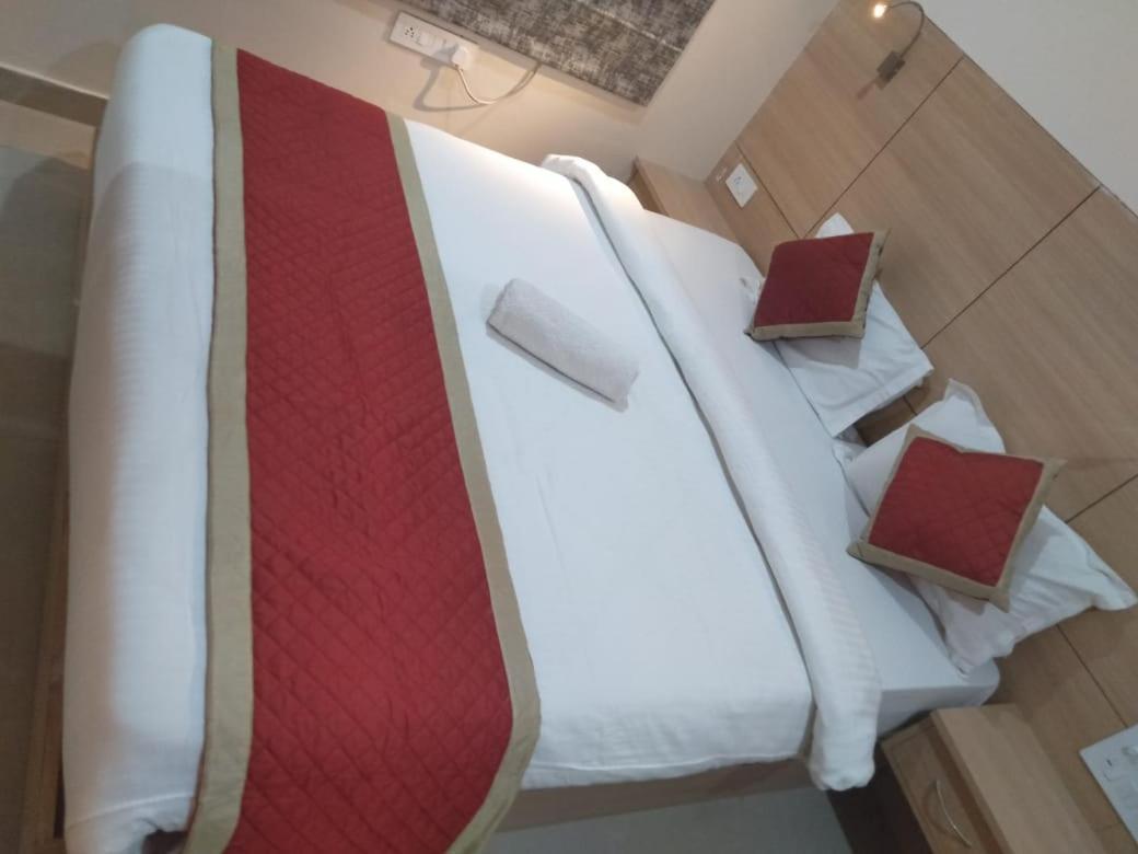 Hotel Royal Amer Джайпур Екстериор снимка